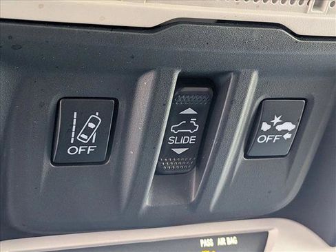 Used 2023 Subaru Forester Touring image 10