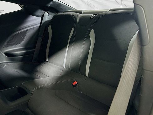 Used 2020 Chevrolet Camaro LT w/ Technology Package image 20