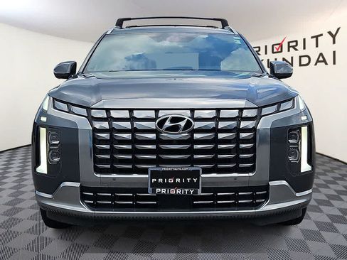 Used 2023 Hyundai Palisade Calligraphy AWD/4WD image 2
