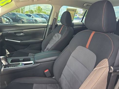Used 2023 Nissan Sentra SR w/ Midnight Edition Package FWD image 14