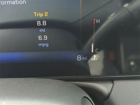 New 2025 Chevrolet TrailBlazer LT w/ Convenience Package image 12