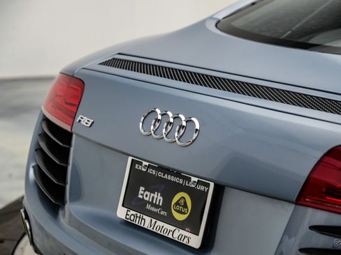 Used 2012 Audi R8 V8 AWD/4WD image 19