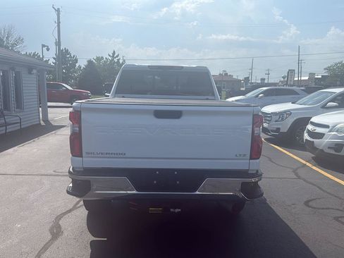 Used 2024 Chevrolet Silverado 2500 LTZ w/ LTZ Premium Package AWD/4WD image 6