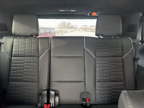 Used 2023 Cadillac Escalade V AWD/4WD image 36