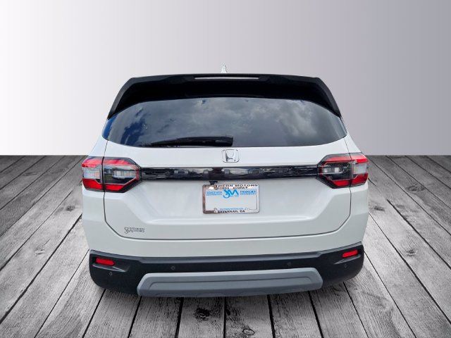 Certified 2025 Honda Pilot EX-L image 4