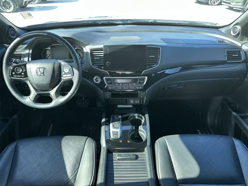 Used 2023 Honda Passport Elite image 14