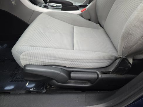 Used 2016 Honda Accord LX image 26