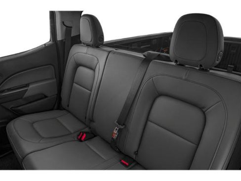 Used 2019 Chevrolet Colorado Z71 w/ Z71 Midnight Edition AWD/4WD image 16