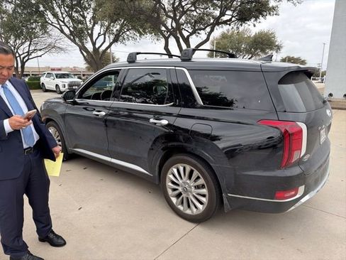 Used 2020 Hyundai Palisade Limited image 4