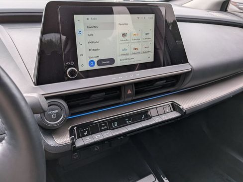 Used 2023 Toyota Prius XLE FWD image 13
