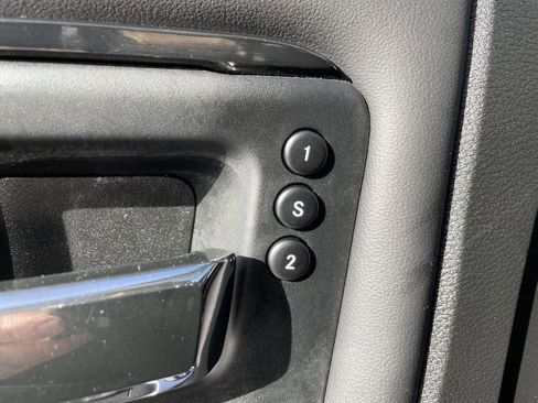 Certified 2024 RAM 2500 Limited image 33