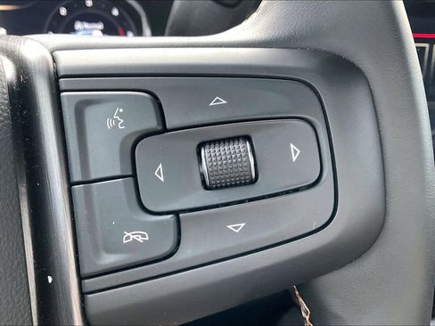 Used 2025 GMC Sierra 3500 AT4 w/ AT4 Premium Plus Package image 15