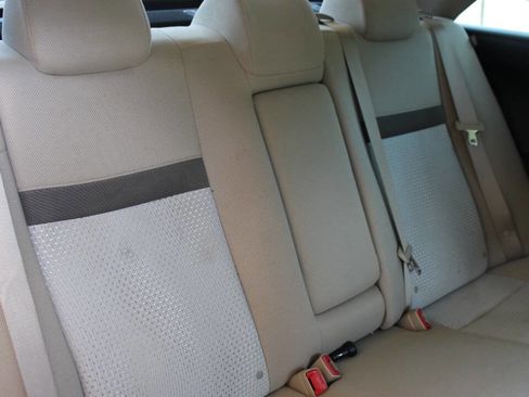 Used 2012 Toyota Camry LE image 31