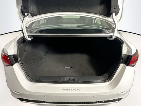 Used 2024 Nissan Sentra S image 28