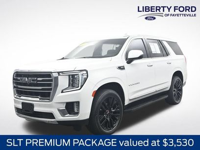 Used 2022 GMC Yukon SLT w/ SLT Premium Package