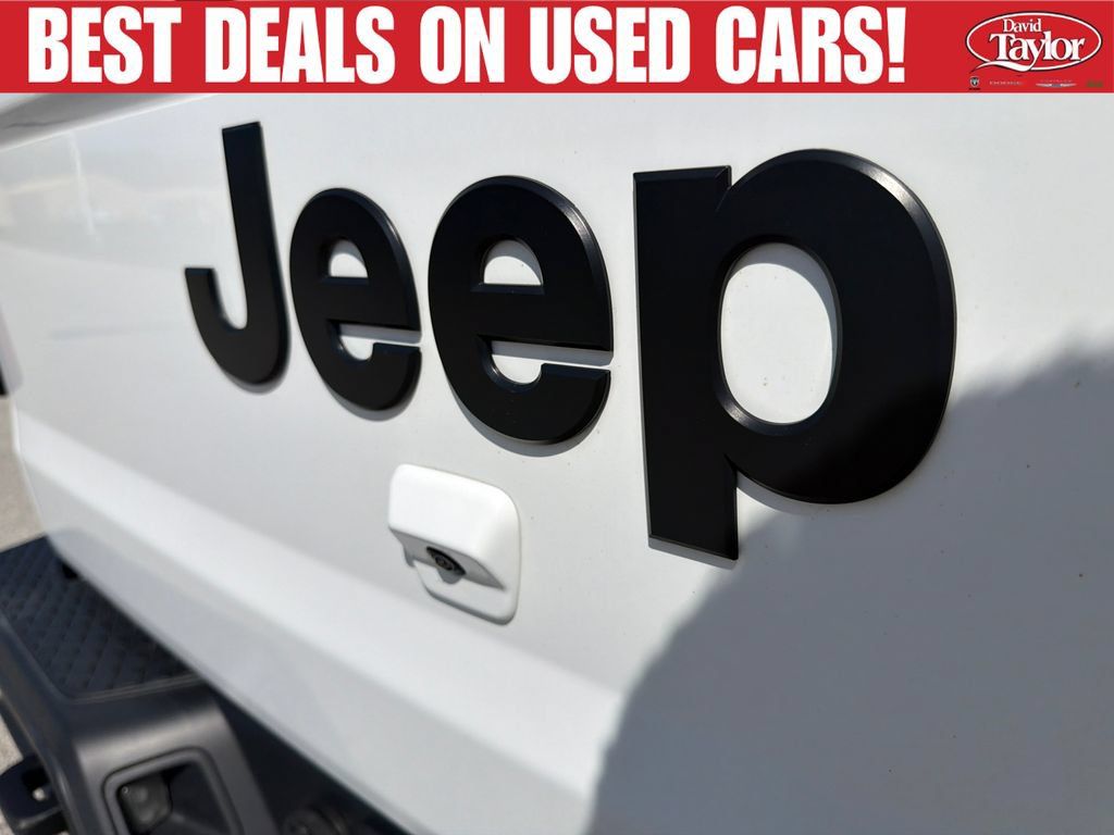 Used 2022 Jeep Gladiator Sport AWD/4WD image 38