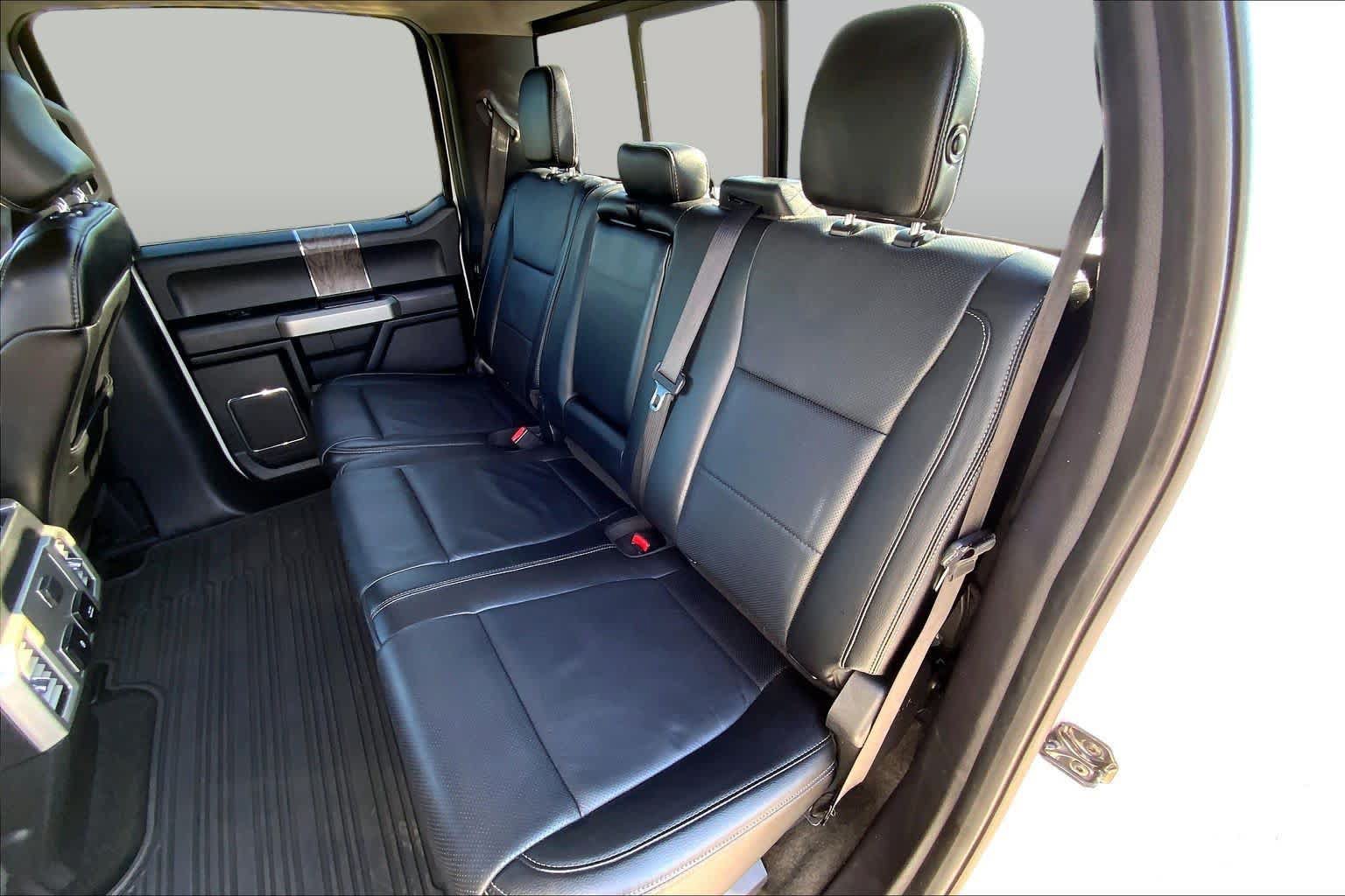 Used 2017 Ford F250 Lariat w/ Lariat Value Package RWD image 18