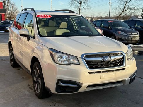 Used 2018 Subaru Forester 2.5i Premium w/ All-Weather Package image 2