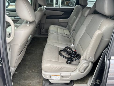 Used 2014 Honda Odyssey EX-L image 24