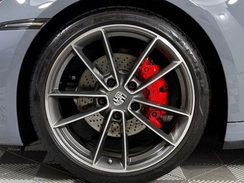 Used 2024 Porsche 911 Carrera RWD image 16