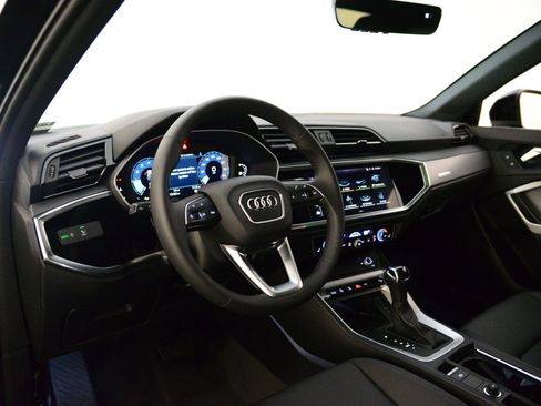 Used 2025 Audi Q5 Premium w/ Convenience Package AWD/4WD image 27