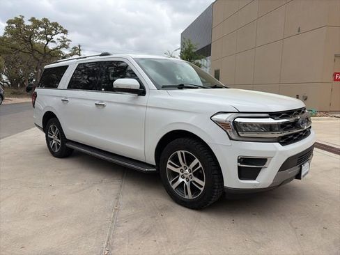 Used 2022 Ford Expedition Max Limited RWD image 5