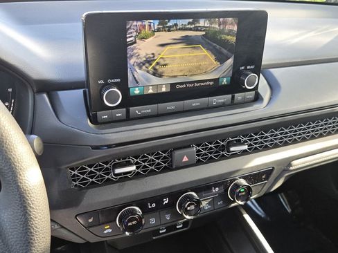 Used 2024 Honda Accord EX image 22