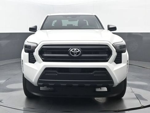 Used 2026 Toyota Tacoma SR RWD image 18
