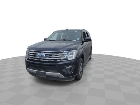 Used 2021 Ford Expedition XLT RWD image 3