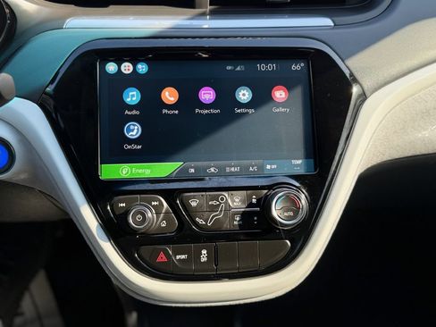 Used 2019 Chevrolet Bolt LT image 18