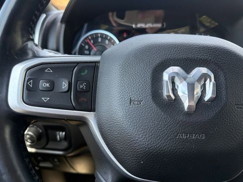 Used 2022 RAM 1500 Big Horn AWD/4WD image 25
