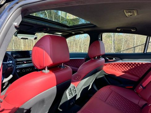 Used 2025 Genesis G70 3.3T Advanced w/ Sport Prestige Package image 23