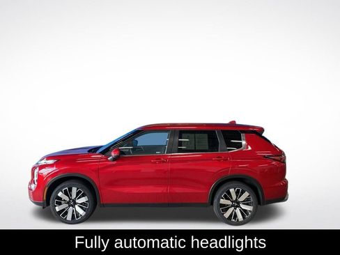 Used 2025 Mitsubishi Outlander SE AWD/4WD image 16