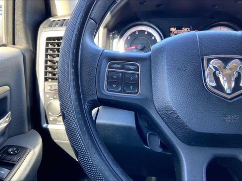 Used 2014 RAM 2500 SLT image 23