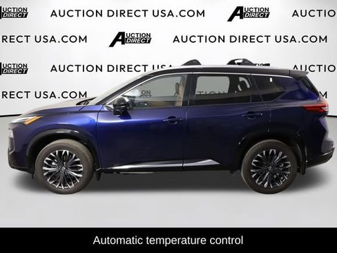 Used 2025 Nissan Rogue Platinum FWD image 5