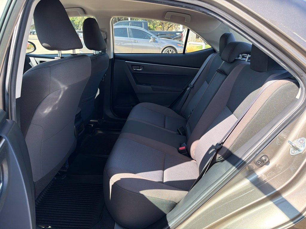Used 2019 Toyota Corolla LE FWD image 4
