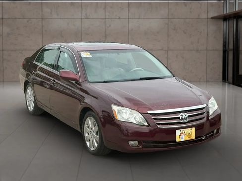 Used 2007 Toyota Avalon XL FWD image 2