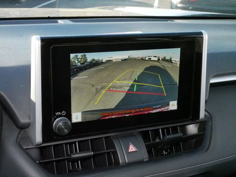 Certified 2024 Toyota RAV4 XLE image 29