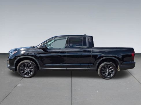 Certified 2023 Honda Ridgeline Sport image 3