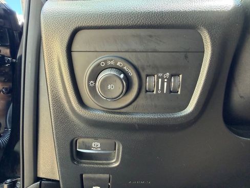 Certified 2023 Jeep Grand Cherokee Summit w/ Adv Protech Group IV AWD/4WD image 30