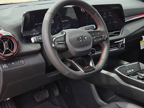 New 2026 Chevrolet Equinox RS w/ Safety and Technology Package FWD image 18