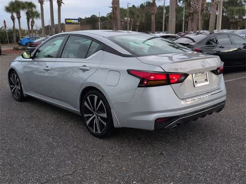 Used 2022 Nissan Altima 2.5 SR image 6