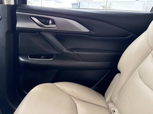 Used 2020 MAZDA CX-9 Touring AWD/4WD image 18