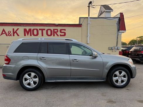 Used 2011 Mercedes-Benz GL 450 4MATIC image 9