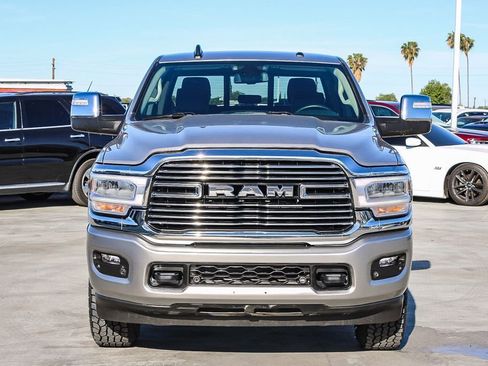 Used 2024 RAM 2500 Laramie AWD/4WD image 3