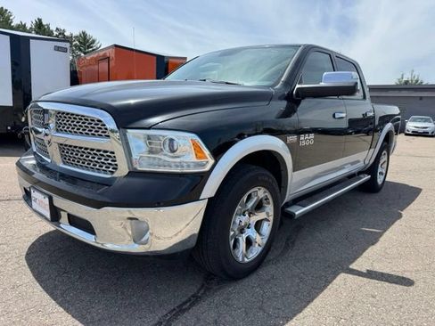 Used 2014 RAM 1500 Laramie w/ Trailer Tow Group AWD/4WD image 2