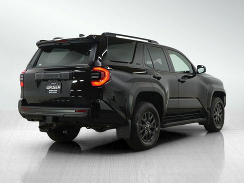 Used 2025 Toyota 4Runner SR5 image 5