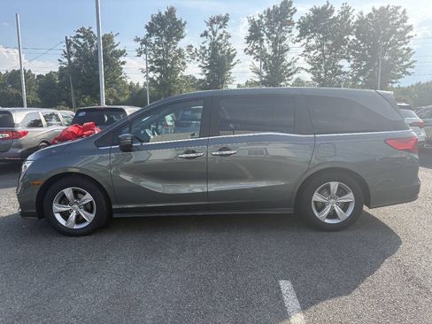 Used 2018 Honda Odyssey EX-L image 3