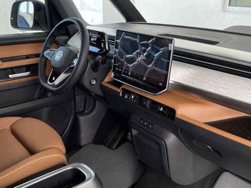 New 2025 Volkswagen ID. Buzz Pro S image 21