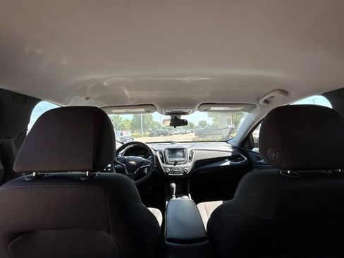Used 2017 Chevrolet Malibu LS FWD image 12